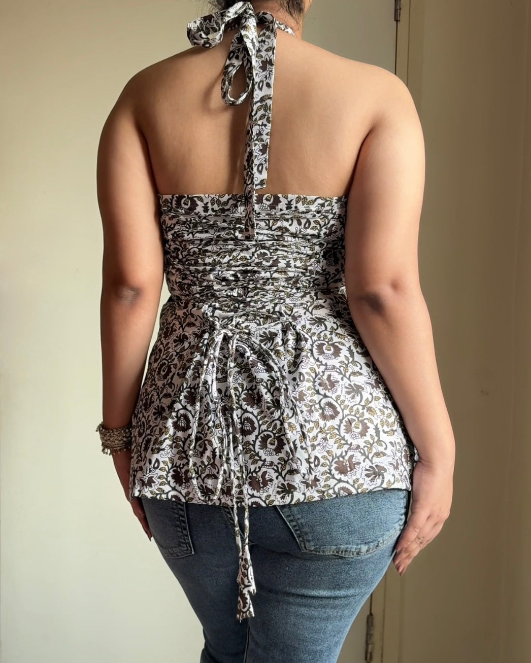 Siya Noor Gul Halter Kurti